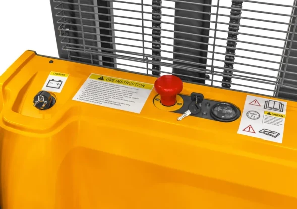 Штабелер электрический самоходный CDD15R-E (N) (1500 кг; 3,5 м; 24В / 105Ач) SMARTLIFT (SMART)