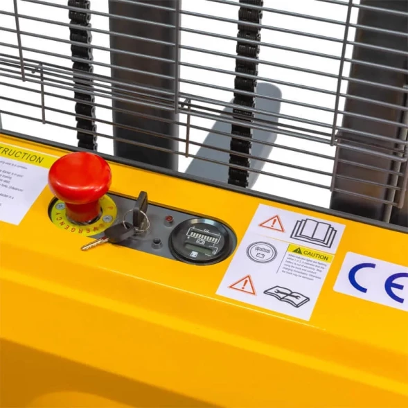 Штабелер электрический самоходный CDD15R-E (N) (1500 кг; 2,5 м; 24В / 105Ач) SMARTLIFT (SMART)