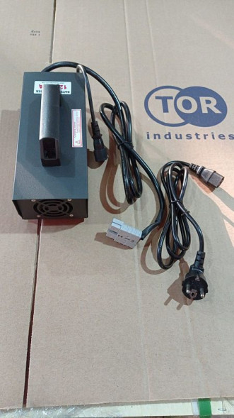 Зарядное устройство для штабелёров DYC/PEMS 12V/15A (Charger), шт