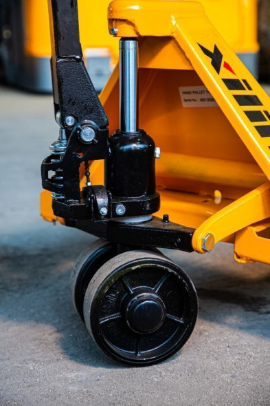 Тележка гидравлическая 2000 кг 1150 мм XILIN DB (нейлоновые колеса), шт