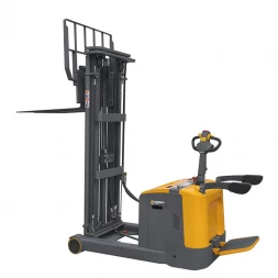 Штабелер электрический самоходный ричтрак CQD 15R 1500 кг; 3,5 м; li-ion 24В / 225Ач SMARTLIFT SMART