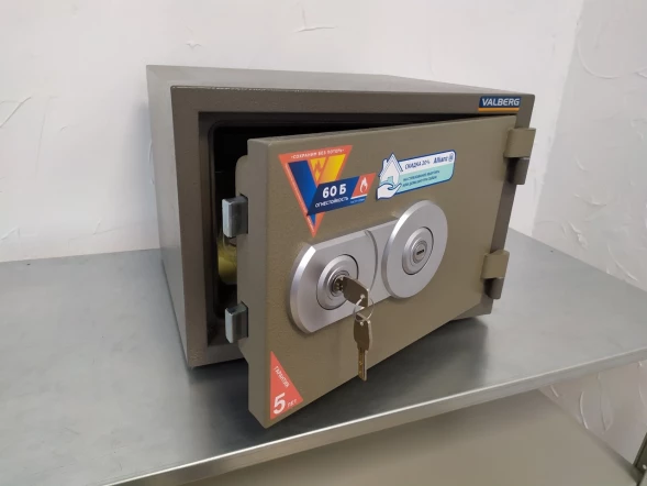 Сейф Valberg FRS-30 KL