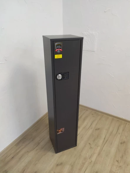 Оружейный сейф Aiko Чирок 1328 EL (Сокол EL)