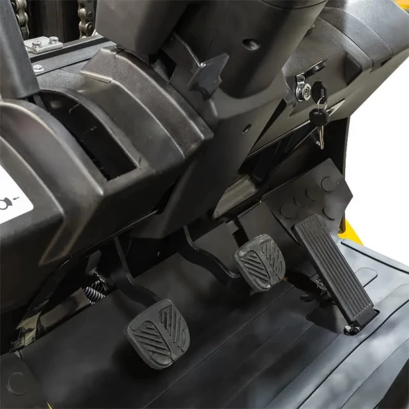 Погрузчик дизельный CPCD18T8 (1800 кг; 4,8 м; Mitsubishi S4Q2) SMARTLIFT